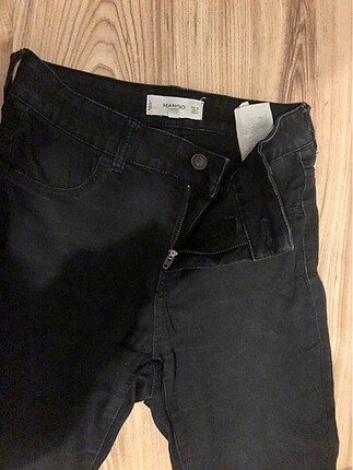 Mango siyah jean