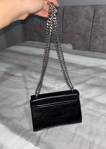 Zincir Detaylı Siyah Deri Kadın Çanta - Görsel 3