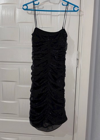 Siyah Drapeli Askılı Mini Elbise - Görsel 2