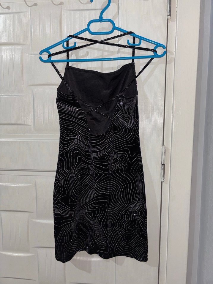 Siyah Bağlamalı Mini İnce Askılı Elbise - Görsel 2