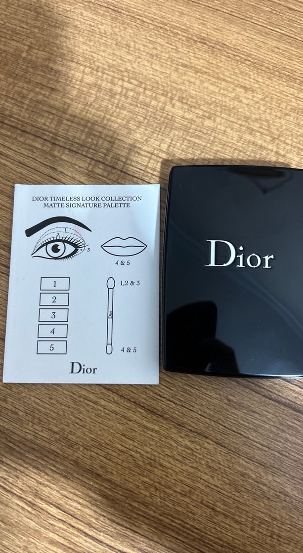 Dior  Göz Farı ve ruj Paleti - Görsel 3