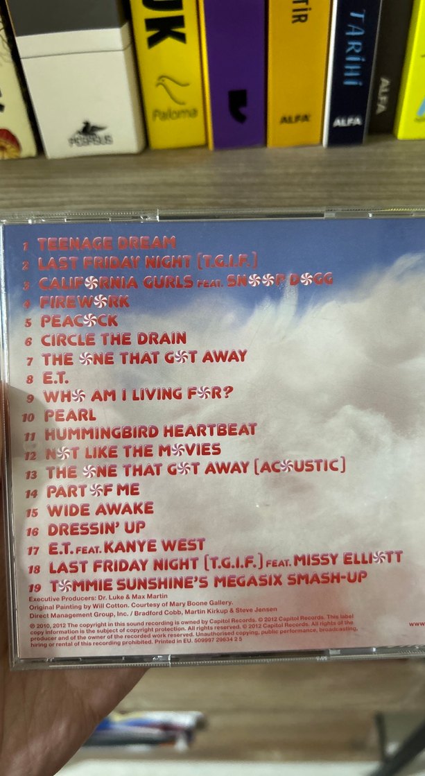 katy perry teenage dream complete confection CD Albümü - Görsel 2