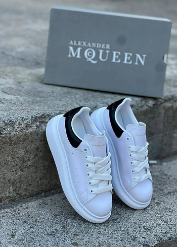 Alexander McQueen 38