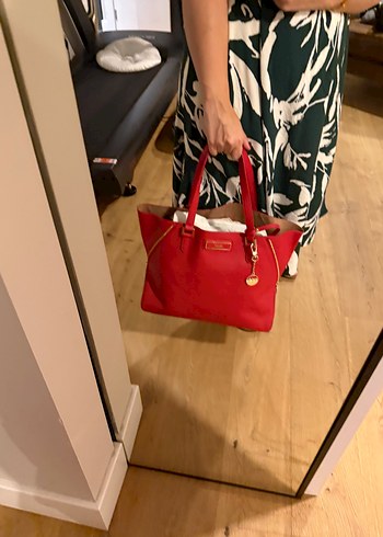  Beden DKNY Klasik Kırmızı Deri Kadın Çanta
