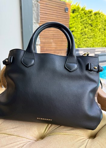 Burberry Siyah Deri Klasik Kadın Çanta