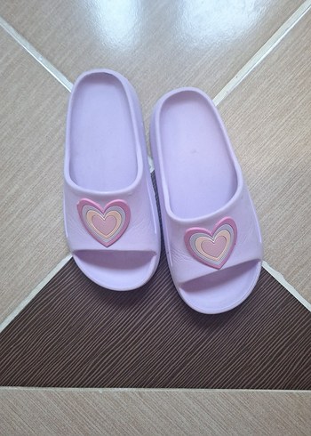 Kız Çocuk Mor Velcro Terlik