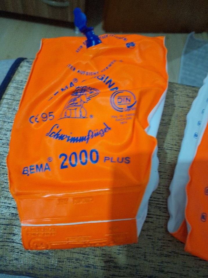 Turuncu Çocuk Kollukları - Görsel 3