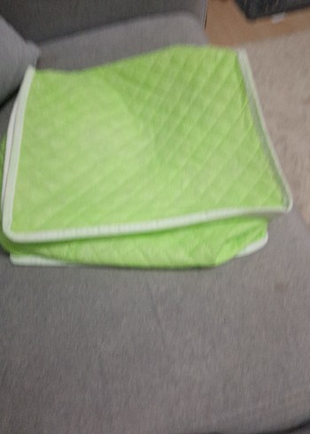 Açık Yeşil Düz Yatak Örtüsü - Görsel 3