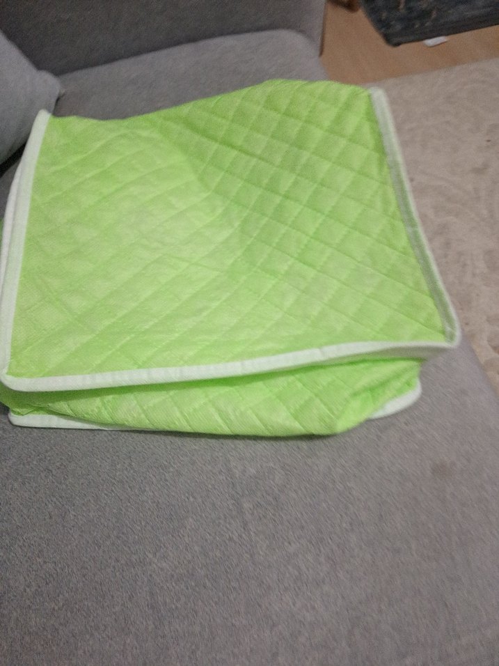 Açık Yeşil Düz Yatak Örtüsü - Görsel 2