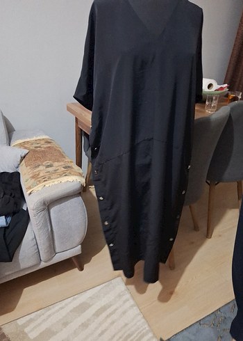 Siyah V Yaka Midi Salaş Kadın Elbise - Görsel 2