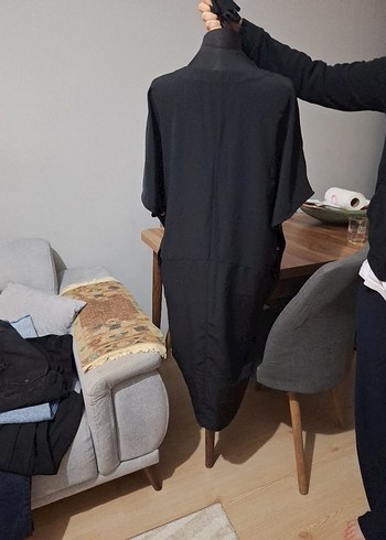 Siyah V Yaka Midi Salaş Kadın Elbise - Görsel 3