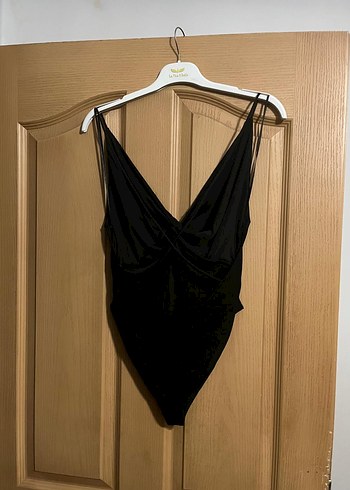 Siyah Drapeli Gotik Kadın bady - Görsel 2