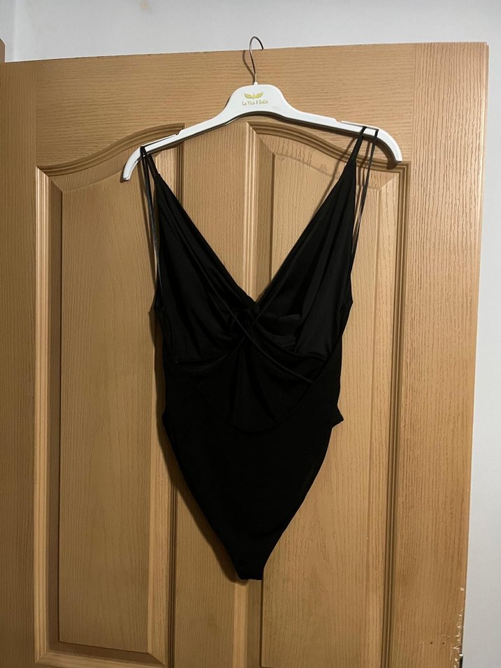 Siyah Drapeli Gotik Kadın bady - Görsel 2