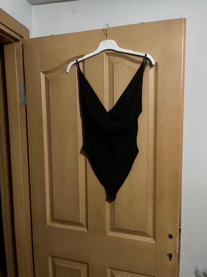 Siyah Drapeli Gotik Kadın bady - Görsel 3