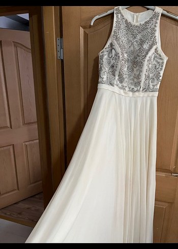 İşlemeli Boncuklu Beyaz Uzun Abiye Elbise - Görsel 6