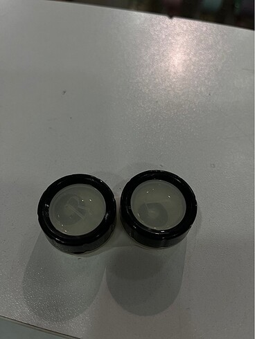 gri kirpik - Görsel 2