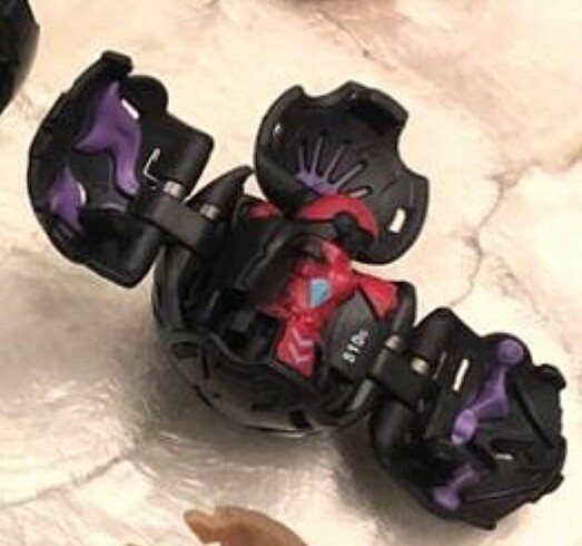 Bakugan oyuncak figür