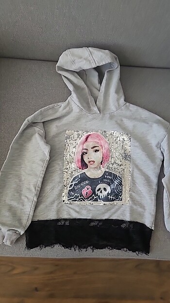 Tyess Sweatshirt