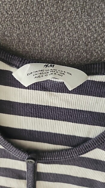 H&M Tişort