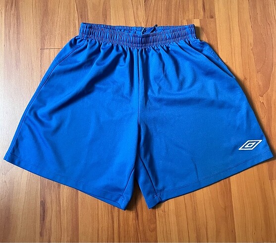 m Beden UMBRO Şort