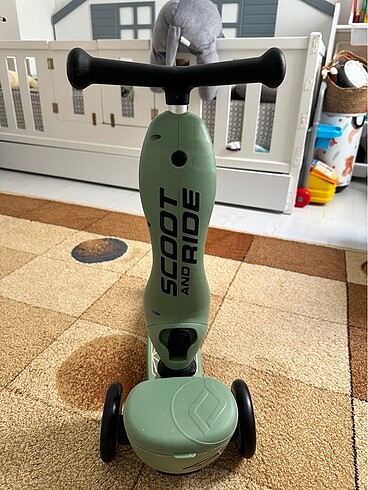 SATILDI Scoot and ride scooter