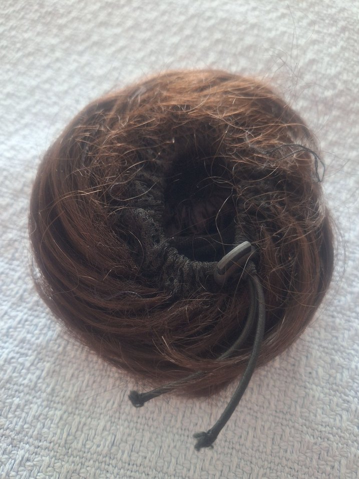 Yeni, topuz saç - Görsel 2