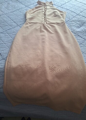 Şık detaylı elbise - Görsel 3