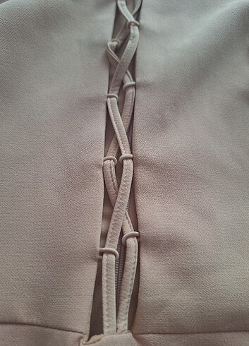 Şık detaylı elbise - Görsel 4