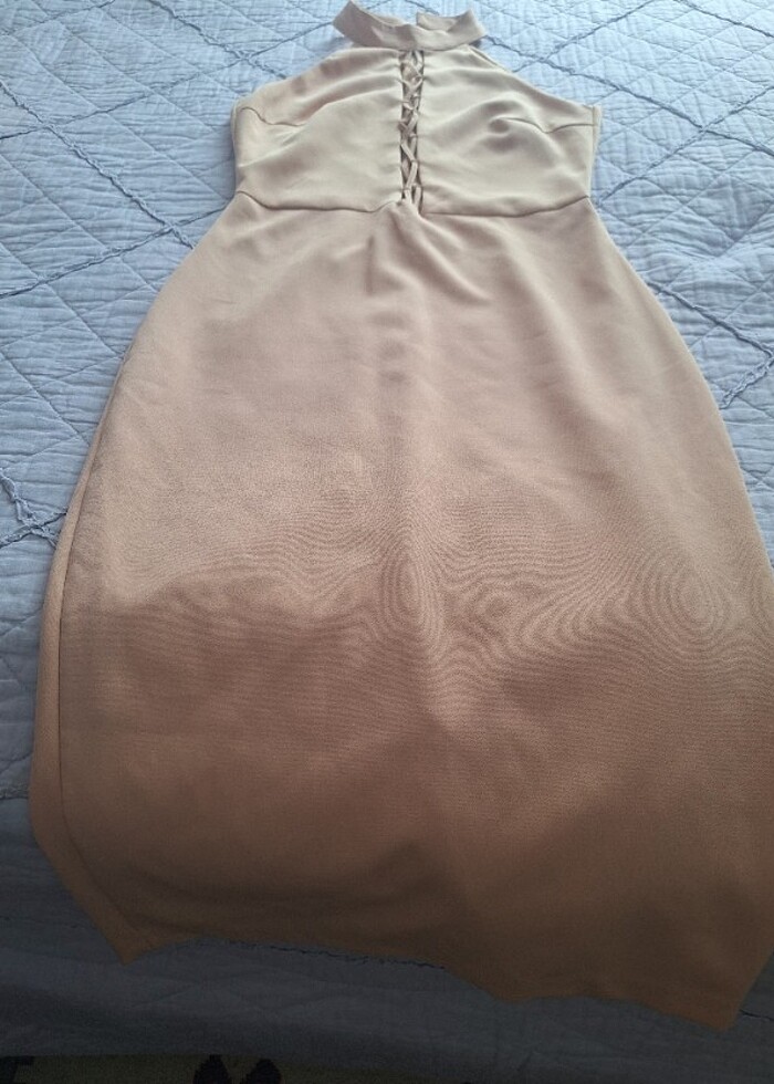 Şık detaylı elbise - Görsel 3