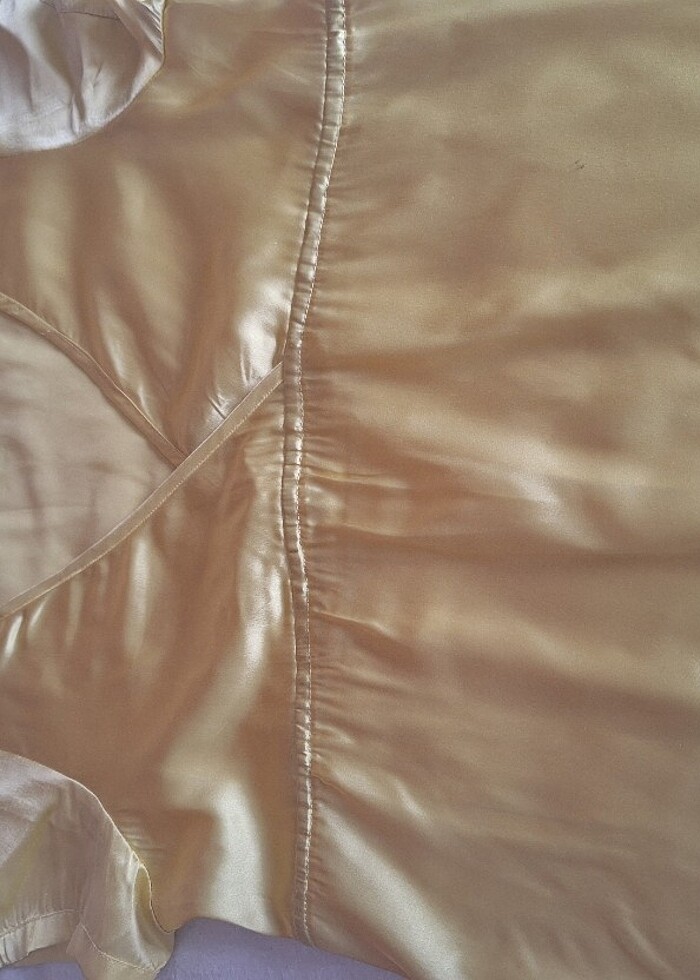 Sarı saten mini elbise - Görsel 2