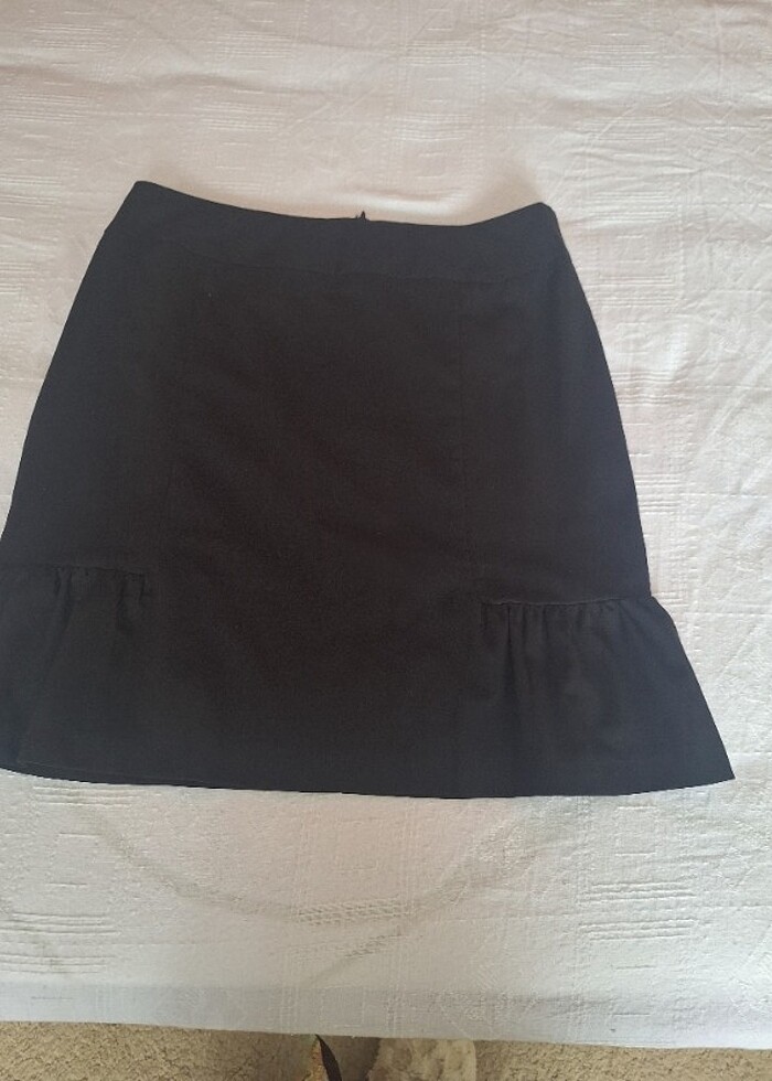 Kısa,siyah etek - Görsel 4