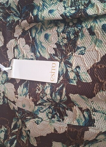 Etiketli Şık bir elbise - Görsel 7