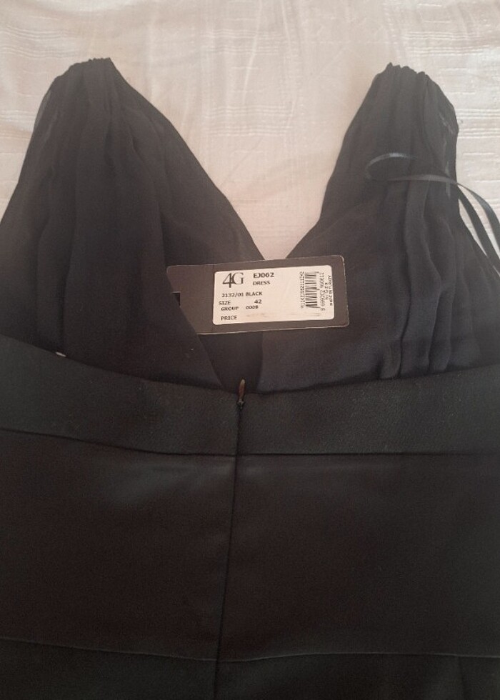 GUESS YENİ VE ETIKETLI GECE ELBISESI - Görsel 2