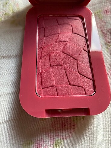 Beden nyx buttermelt blush 07