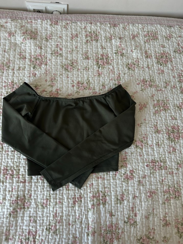 Haki Bluz Carmen Yaka - Görsel 2