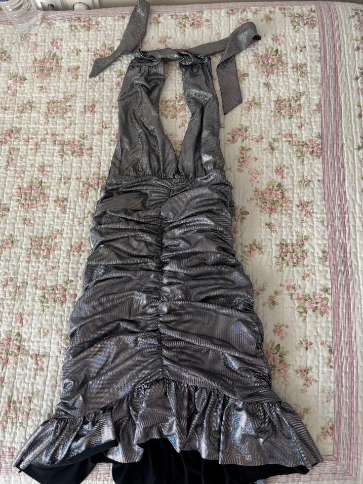 Gümüş Boyundan Bağlamalı Parti Elbisesi - Görsel 4