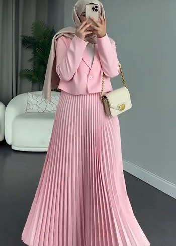 Pembe Piliseli Uzun Kadın Elbise