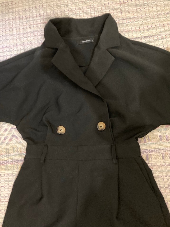 Düğmeli Siyah Kadın Tulum - Görsel 3