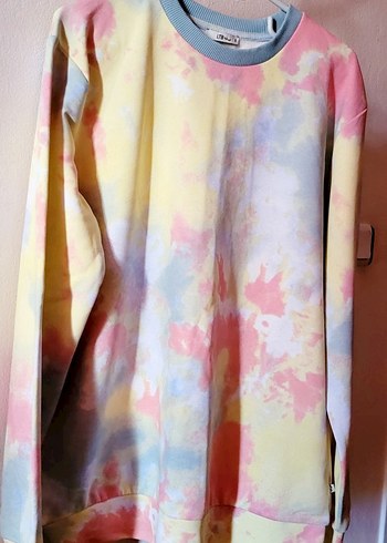 Kadın Pastel Batik Uzun Kollu Sweatshirt