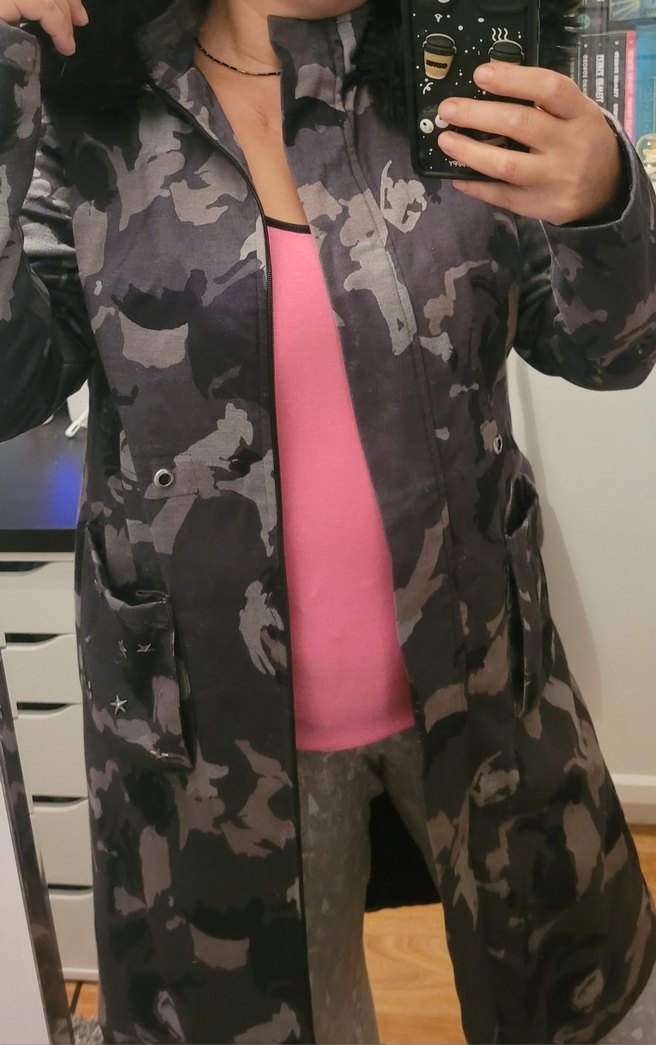 Kürk Detaylı Kamuflaj Desenli Kadın Parka - Görsel 3