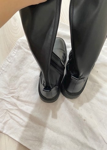 Zara Tırtıklı Tabanlı Çizme - Görsel 5