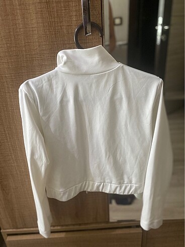 Kısa hırka - Görsel 2