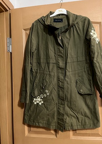 Nakışlı Haki Kadın Midi Ceket - Görsel 3