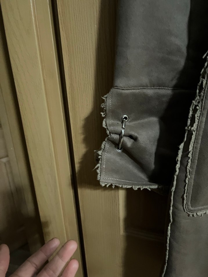 Kürk Detaylı Uzun Süet Kadın Kaban - Görsel 4