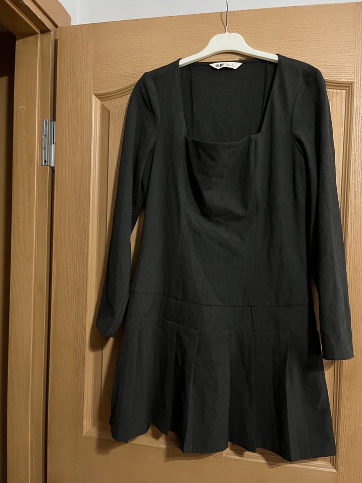 Siyah Midi Uzun Kollu Keten Elbise - Görsel 3