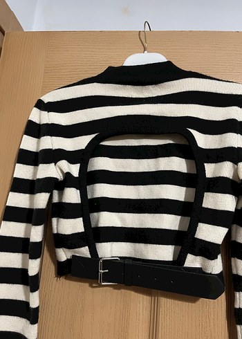 Siyah Beyaz Çizgili Deri Mini Kazak - Görsel 8