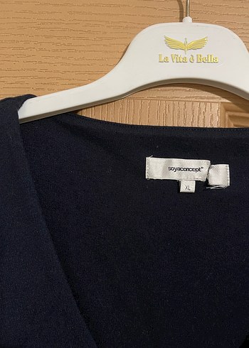 Siyah V Yakalı Midi Elbise - Görsel 5