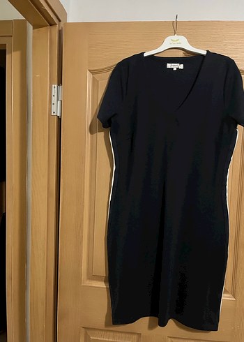 Siyah V Yakalı Midi Elbise - Görsel 8