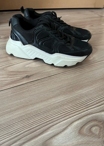 Skechers Siyah Platform Taban Spor Ayakkabı