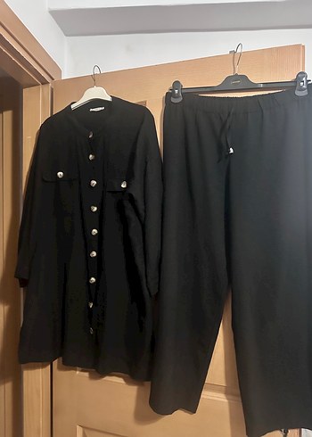 LC Waikiki Siklik Ve Rahatlik Siyah Uzun Kollu Tunik Pantolon Takimi